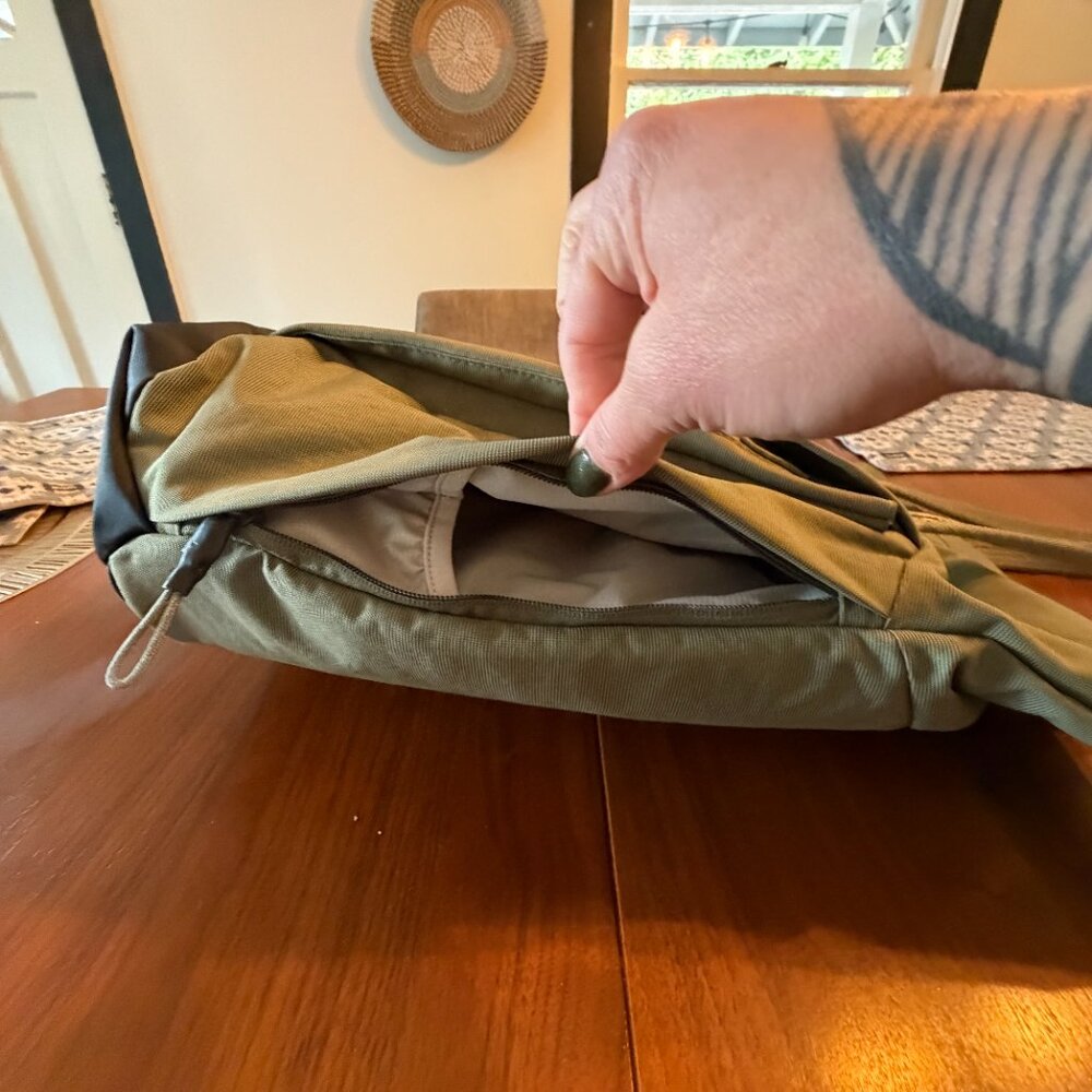 Thule Paramount 22l Computer Bag - image 4